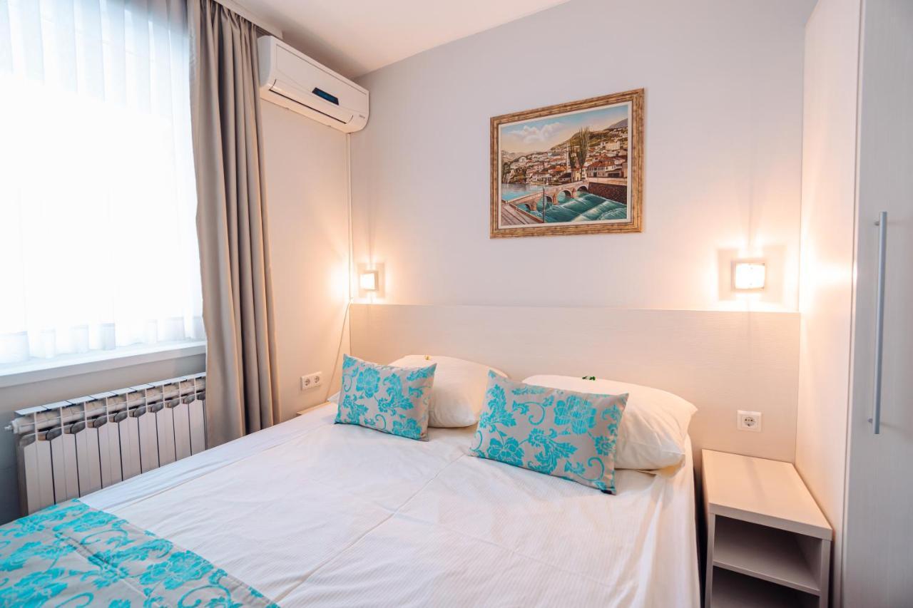 Hotel Villa Harmony - Free Parking Сараево Екстериор снимка