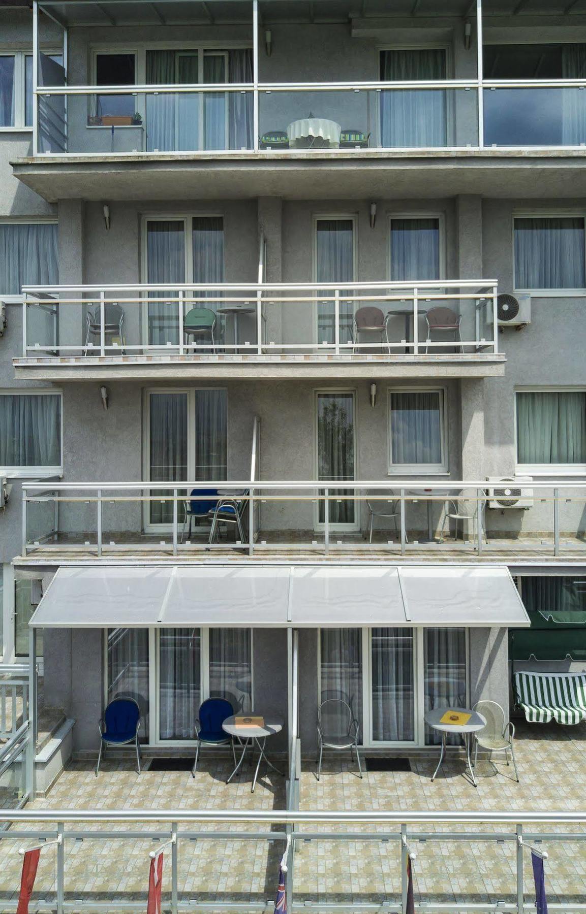 Hotel Villa Harmony - Free Parking Сараево Екстериор снимка